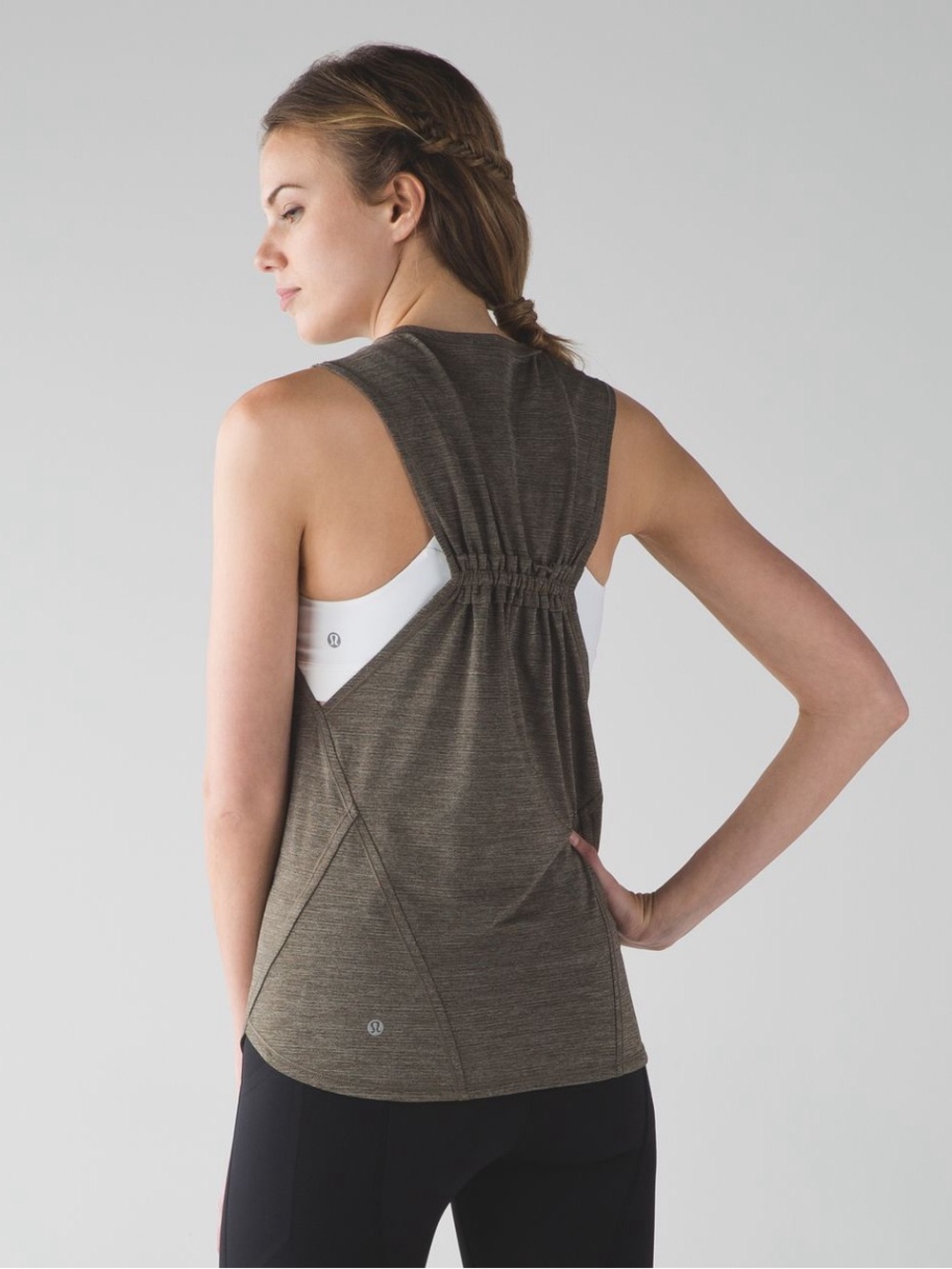 Lululemon In A Cinch Tank Top
Heathered Fatigue Green